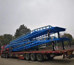 汨羅長沙移動式登車橋